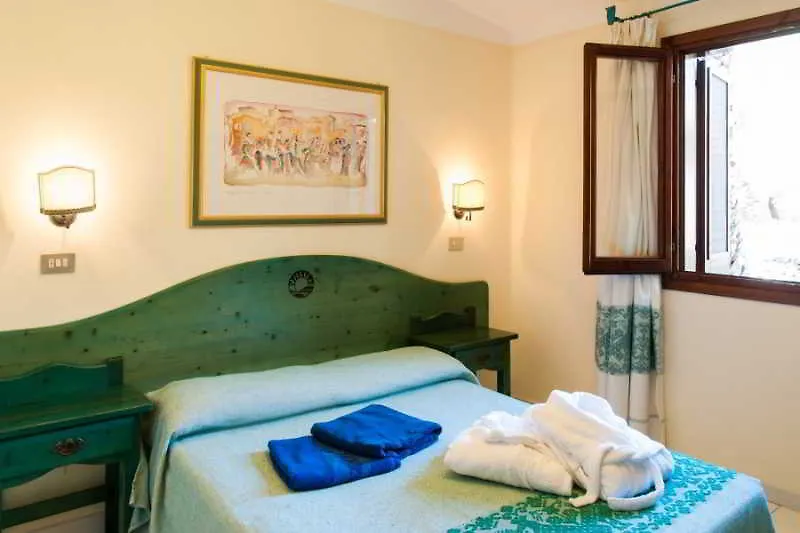 Villaggio Alba Dorata Orosei Hotel